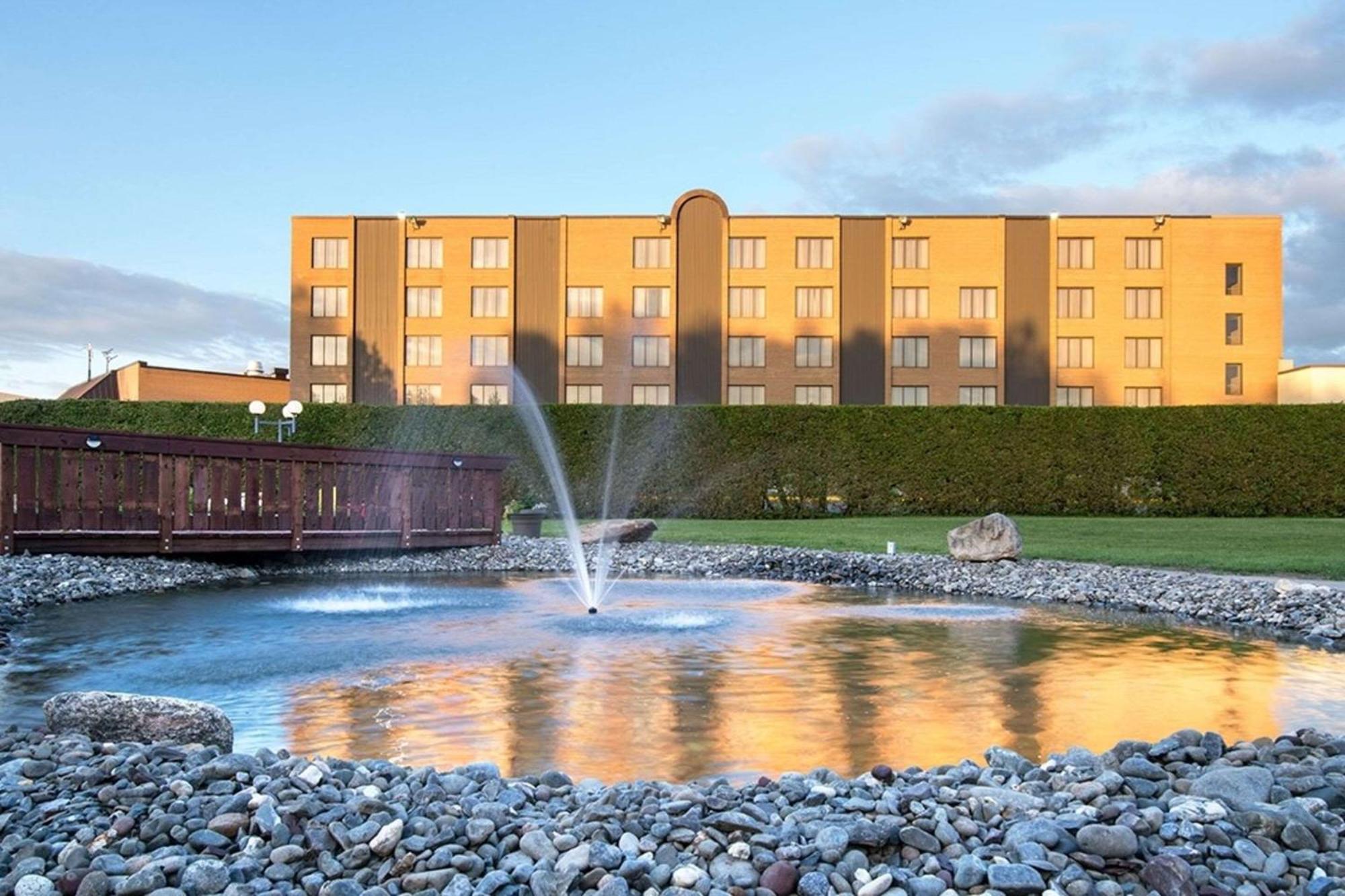 Hotel Le Victorin, An Ascend Hotel Collection Member Victoriaville Exteriér fotografie